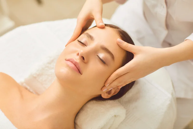Asleep-During-Head-Massage